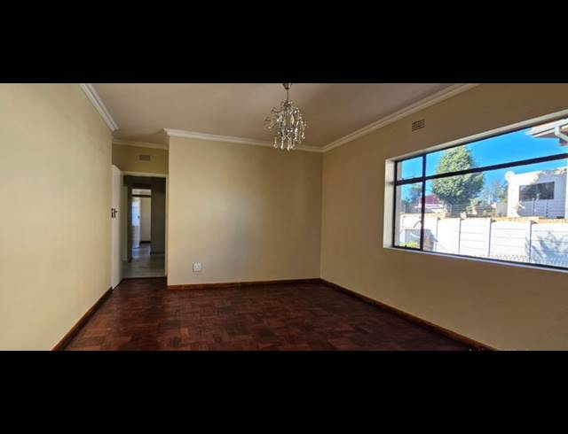 3 BEDROOM HOUSE FOR SALE IN LINMEYER